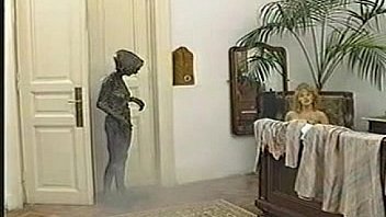 Extra Terrestrian – Die Ausserirdische (1996) – Blowjobs & Cumshots Cut